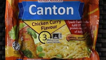 Canton Instant Noodles Chicken Curry Flavor